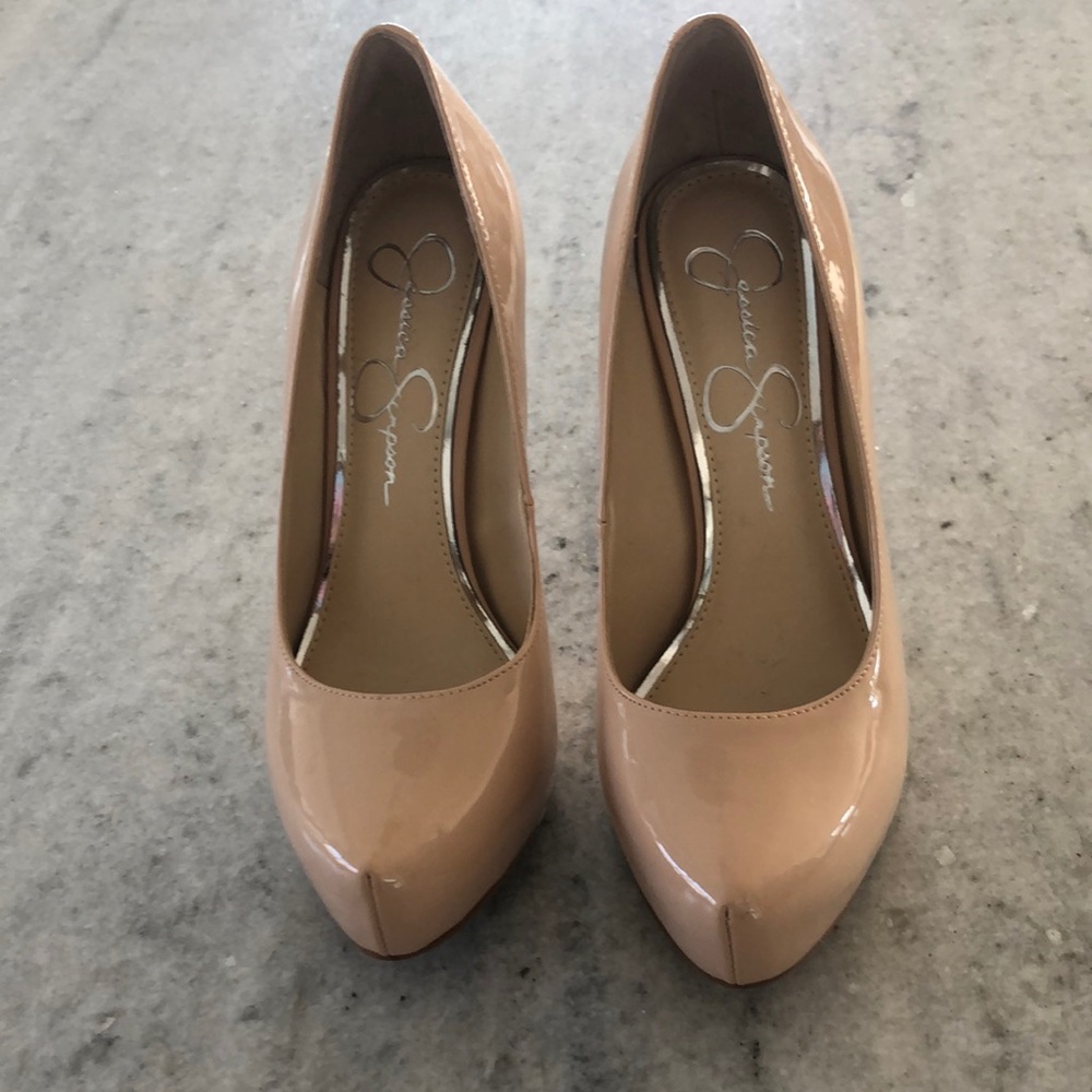 Jessica Simpson Size 6.5 Nude Platform Pumps